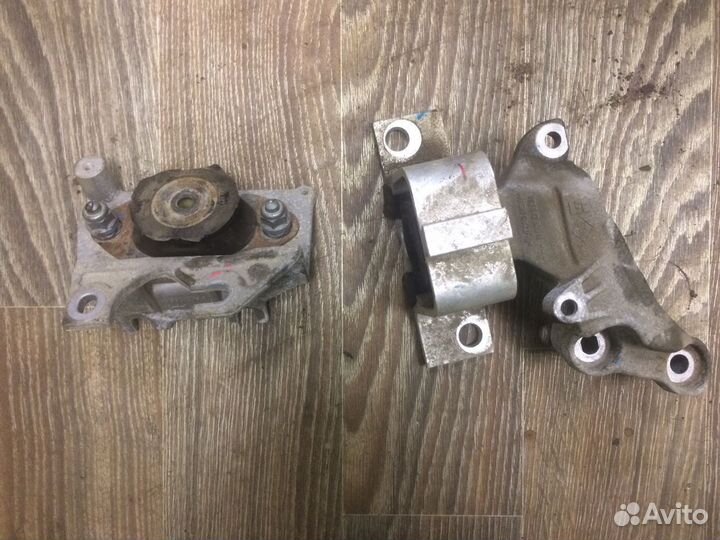 Опора двигателя, кпп Renault, LADA