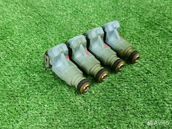 Форсунка топливная (комплект) Audi A4 B7 BFB 1.8T