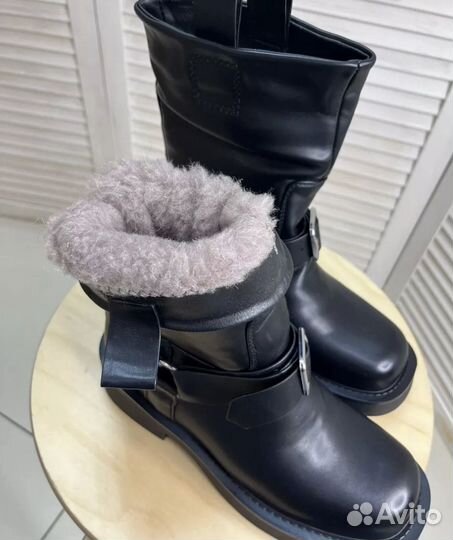 Ботинки женские