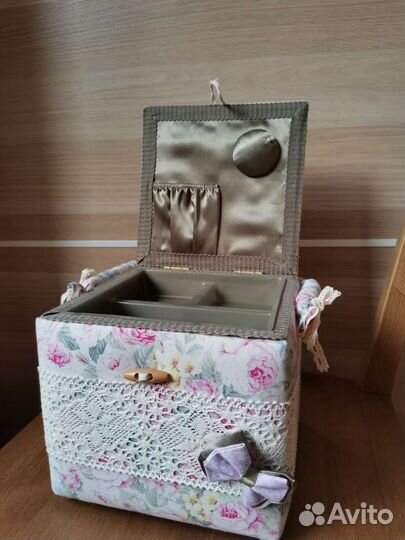 Сундук для рукоделия