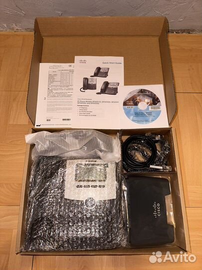 Телефоны Cisco SPA502G новые