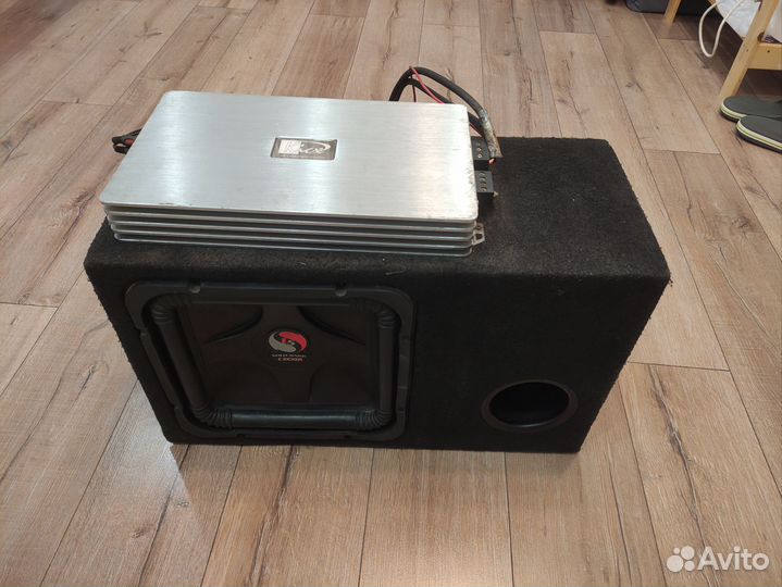 Сабвуфер и усилитель с коробом