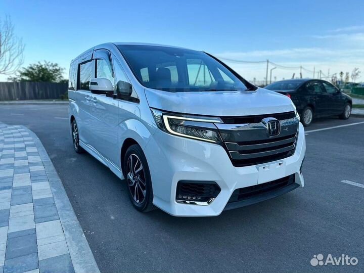 Honda Stepwgn 1.5 CVT, 2019, 75 000 км