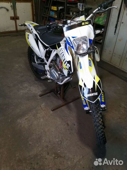 Avantis FX 250 LUX