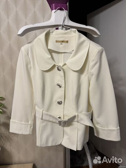 Пиджак женский белый