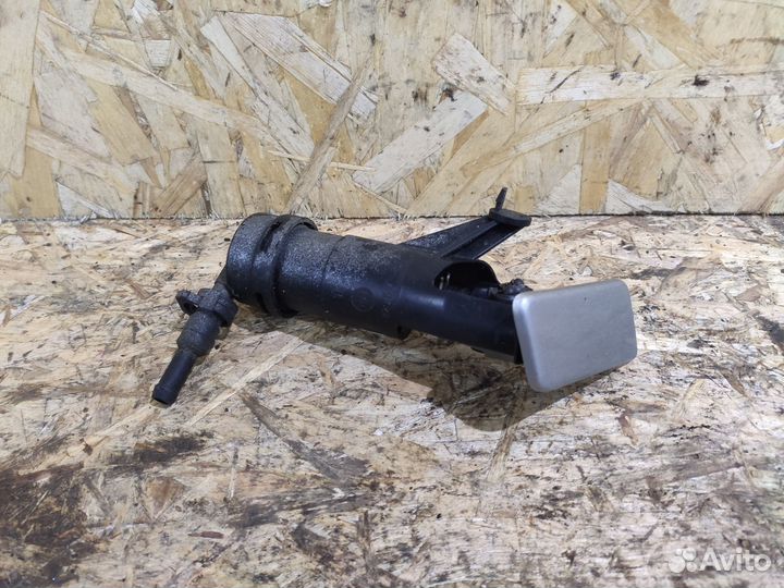 Омыватель фар правый Nissan Almera N16