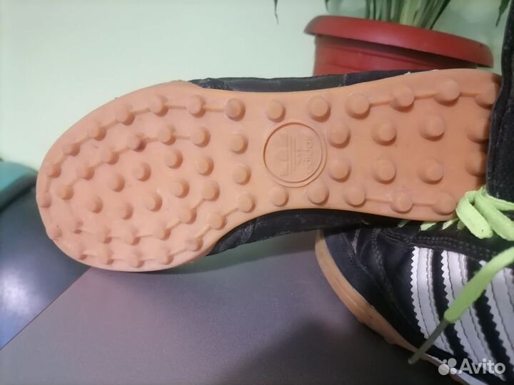 Бутсы футбольные сороконожки adidas