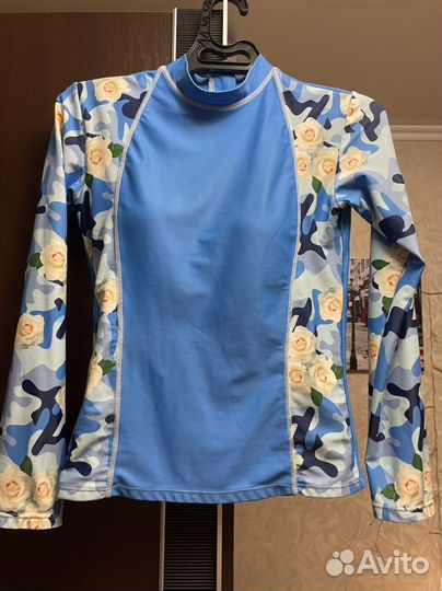 Спортивная водолазка