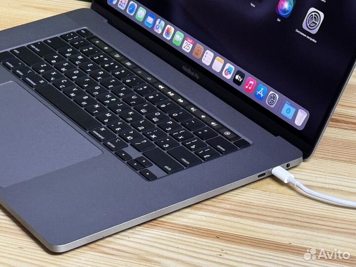 RU, MAX Config, MacBook Pro 16 c 32GB и 512GB