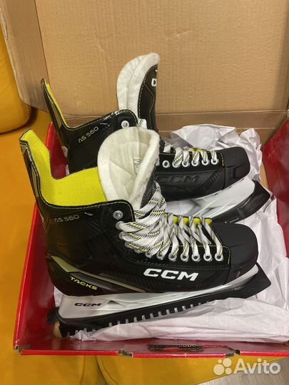 Коньки хоккейные CCM tacks as 560