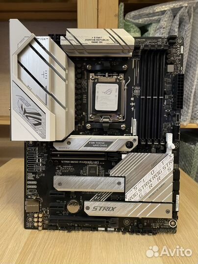 Asus ROG Strix B650-A Gaming WiFi