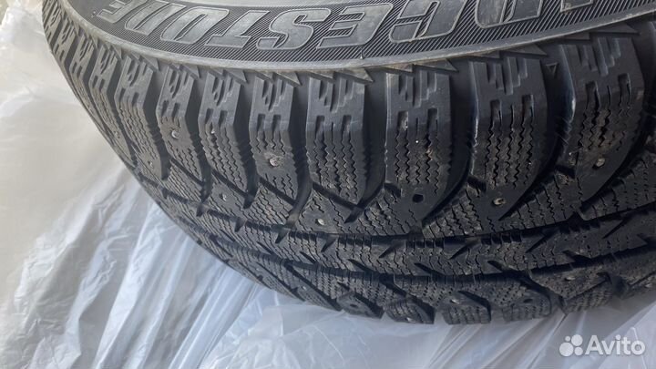 Bridgestone Ice Cruiser 7000 205/55 R16