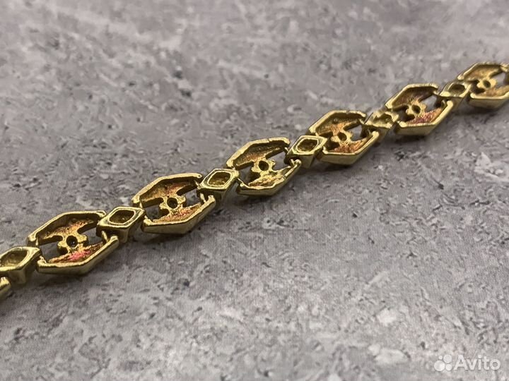 Золотой браслет с бриллиантами