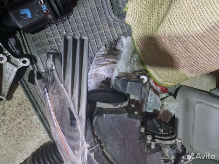 Блок фара шевроле Вольт 2 левая и правая