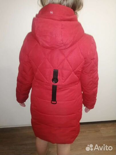 Зимняя тёплая куртка для девочки 140 размер
