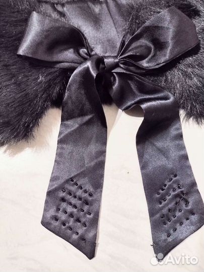 Меховой воротничок с бисером