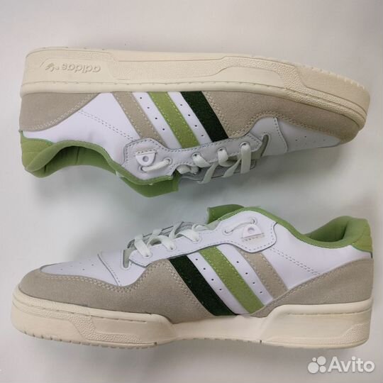 Кроссовки Adidas 41-45 натуральная кожа