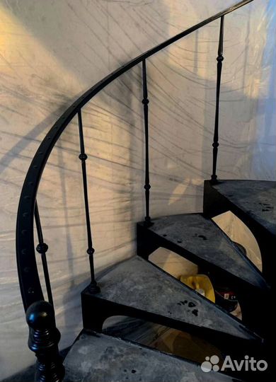 Металлические каркасы для лестниц