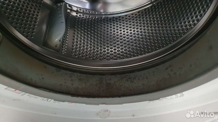 Встраиваемая стиральная машина