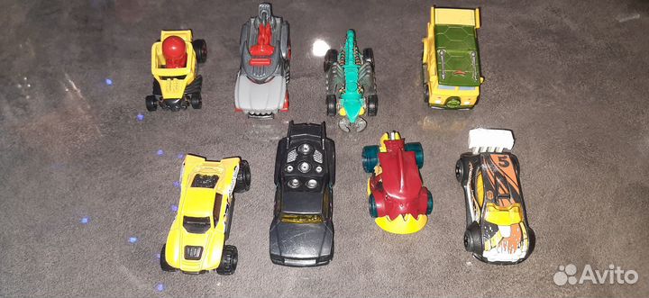 Hot wheels машинки
