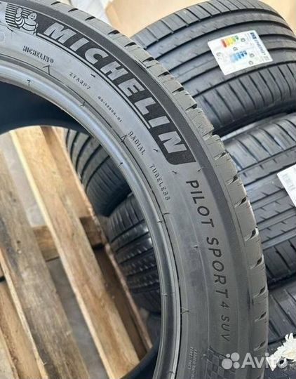 Michelin Pilot Sport 4 SUV 285/40 R21 109Y
