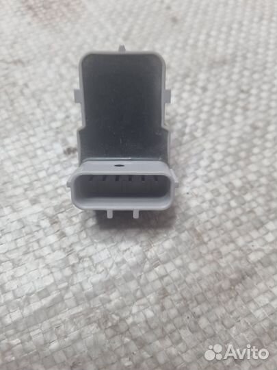 Датчик парковки (парктроник) Хендай Соната 6 YF