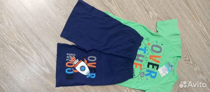 Футболка с шортами