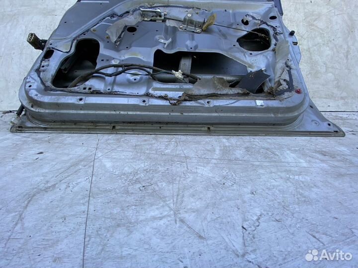 Mitsubishi pajero 2 передняя правая дверь