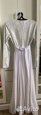 Белое платье в пол