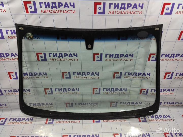 Стекло лобовое Chevrolet Aveo (T300) 42444224. Ско