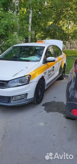 Volkswagen Polo 1.6 AT, 2018, 277 000 км