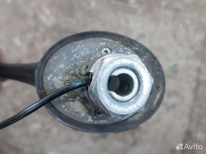 Антенна в крышу Volkswagen polo седан