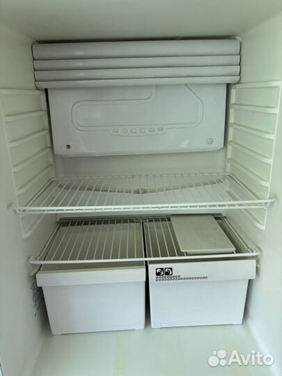 Холодильник Snaige