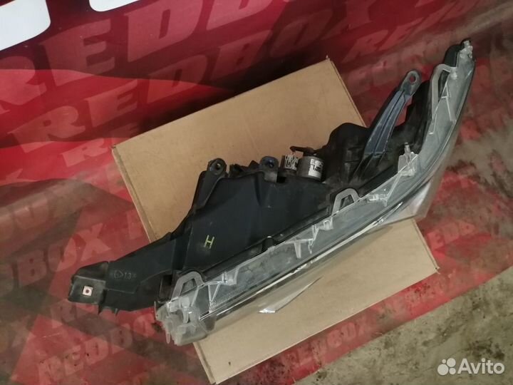 Фара передняя левая Toyota Land Cruiser Prado 150