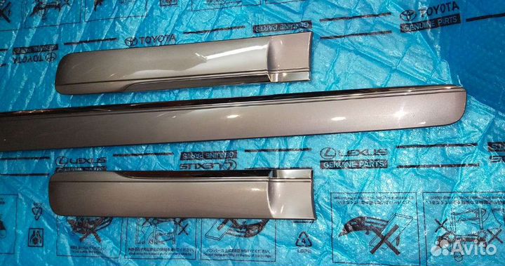 Молдинги Лексус Gx 460 светло-серые оригинал