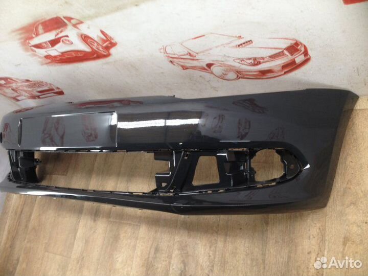 Бампер передний на Volkswagen Polo седан серый