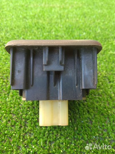 Блок управления стеклоподъемниками Renault Logan I