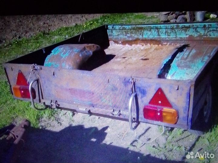 Прицеп на легковой автомобиль