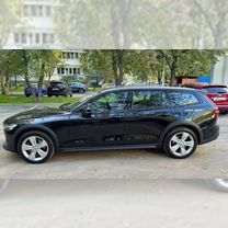 Volvo V60 Cross Country 2.0 AT, 2019, 159 000 км, с пробегом, цена 3 000 000 руб.