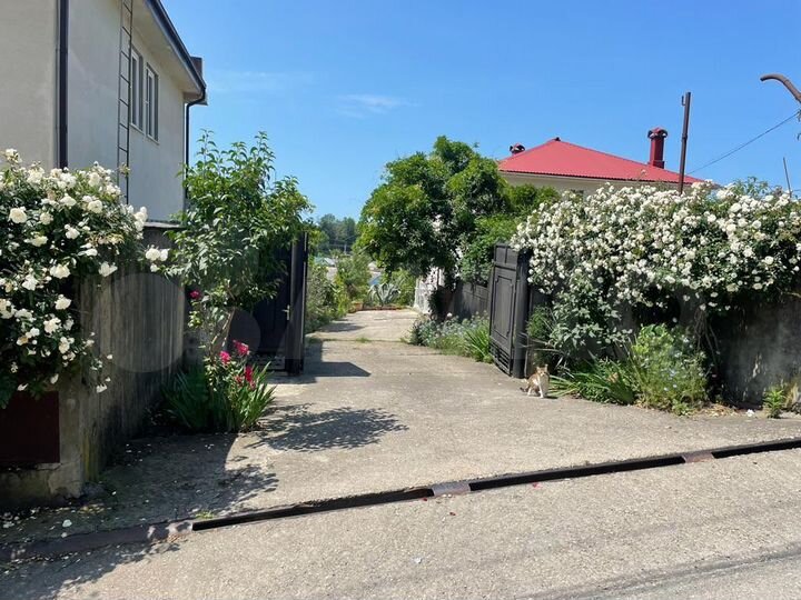 Дом 240 м² на участке 7 сот.