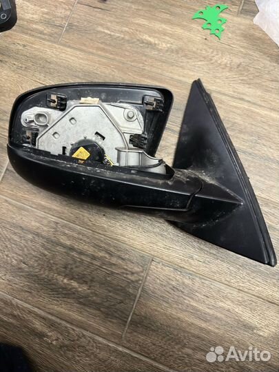 Корпус правого бокового зеркала bmw x5 e70