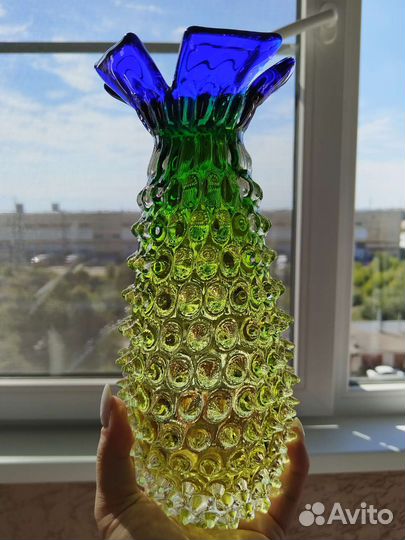 Ваза ананас цветное стекло Чехословакия