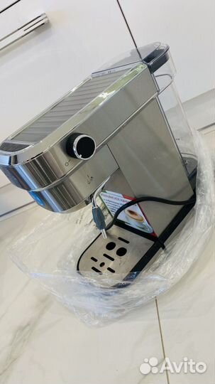 Кофеварка новая