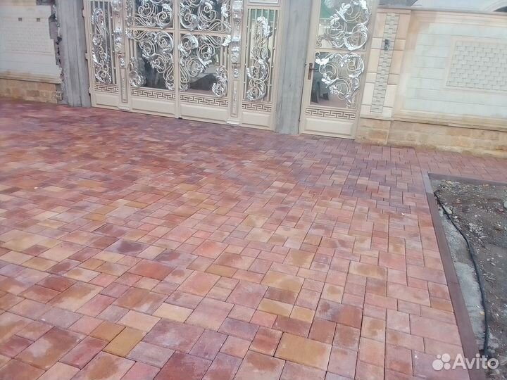 Укладка тротуарной плитки