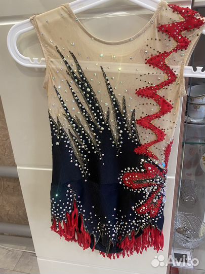 Купальник для художественной гимнастики