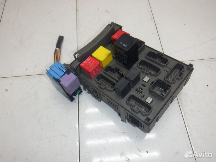 Блок предохранителей Renault Vel Satis