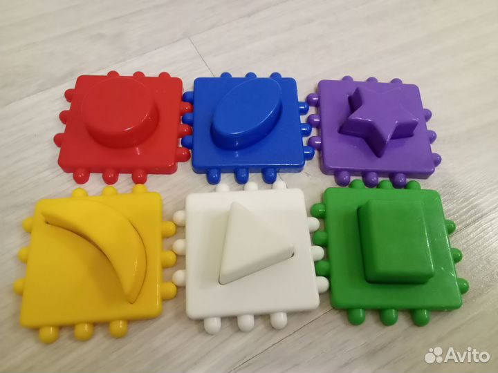 Маленький кубик со вкладышами