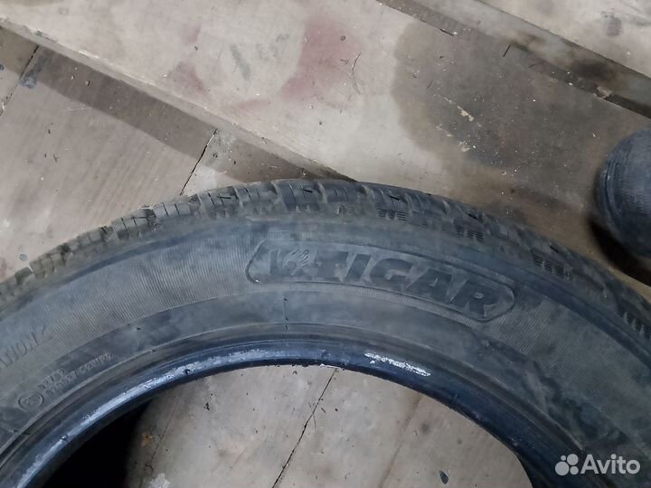 Tigar Ice 215/55 R16