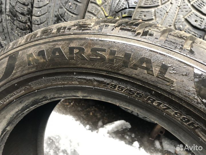 Marshal WinterCraft Ice WI31 235/55 R17 99H