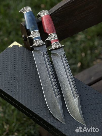 Нож из дамасской стали